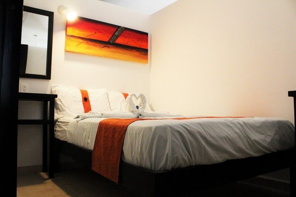 Hostal Gayser Valladolid  Eksteriør bilde